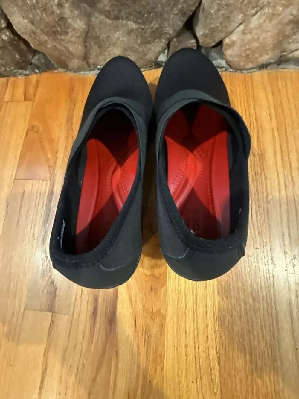 CROCS pre owned